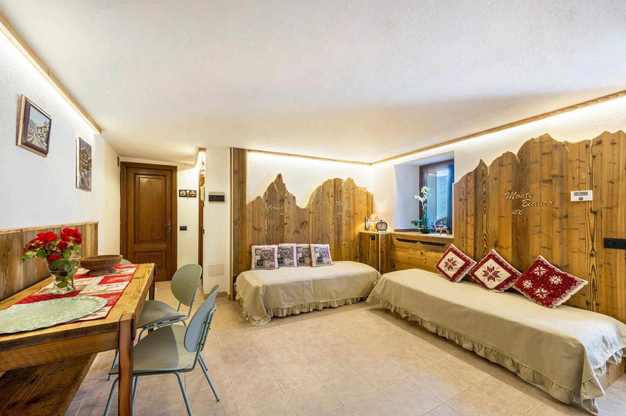 Apartamento Il Nido Di Letizia Châtillon Exterior foto